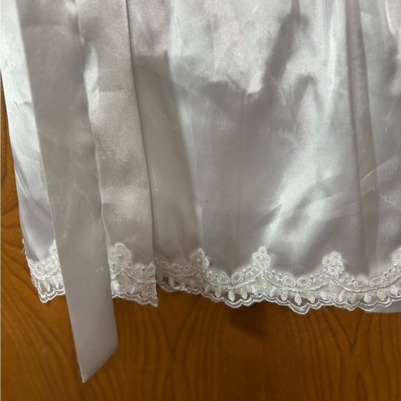 Elegant White Kids Formal Dress - Picture 6 of 6